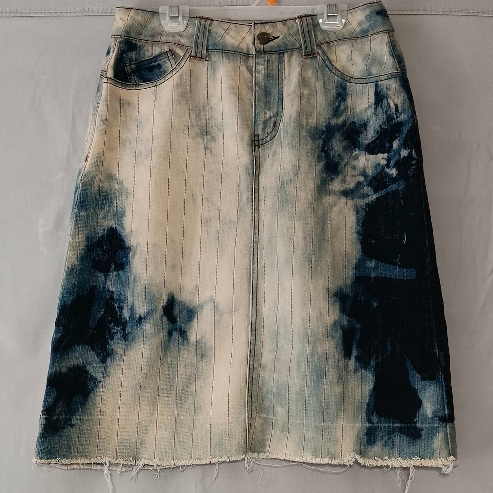 Cato Tie-Dye Denim Skirt With Red Stiching
